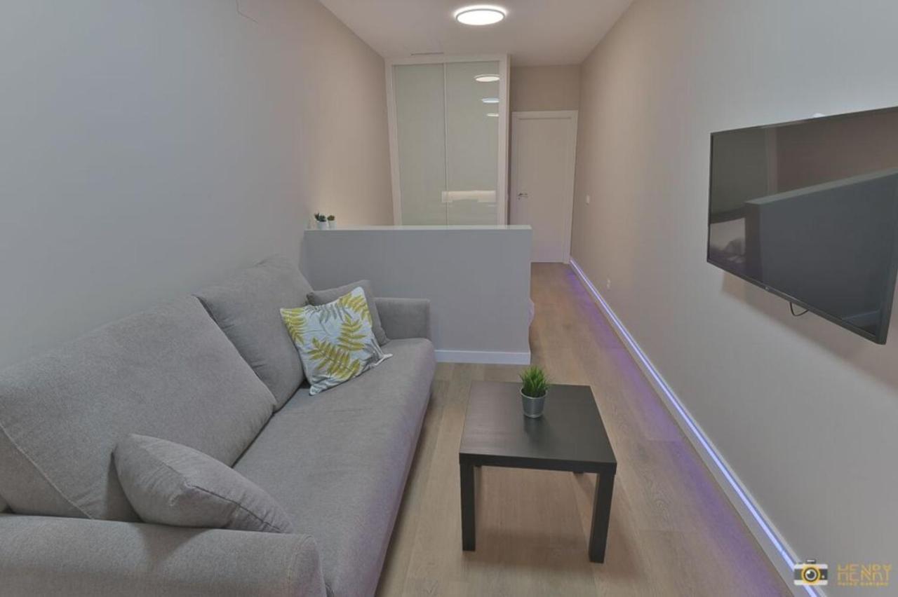 Apartamentos Bela Кангас Екстер'єр фото